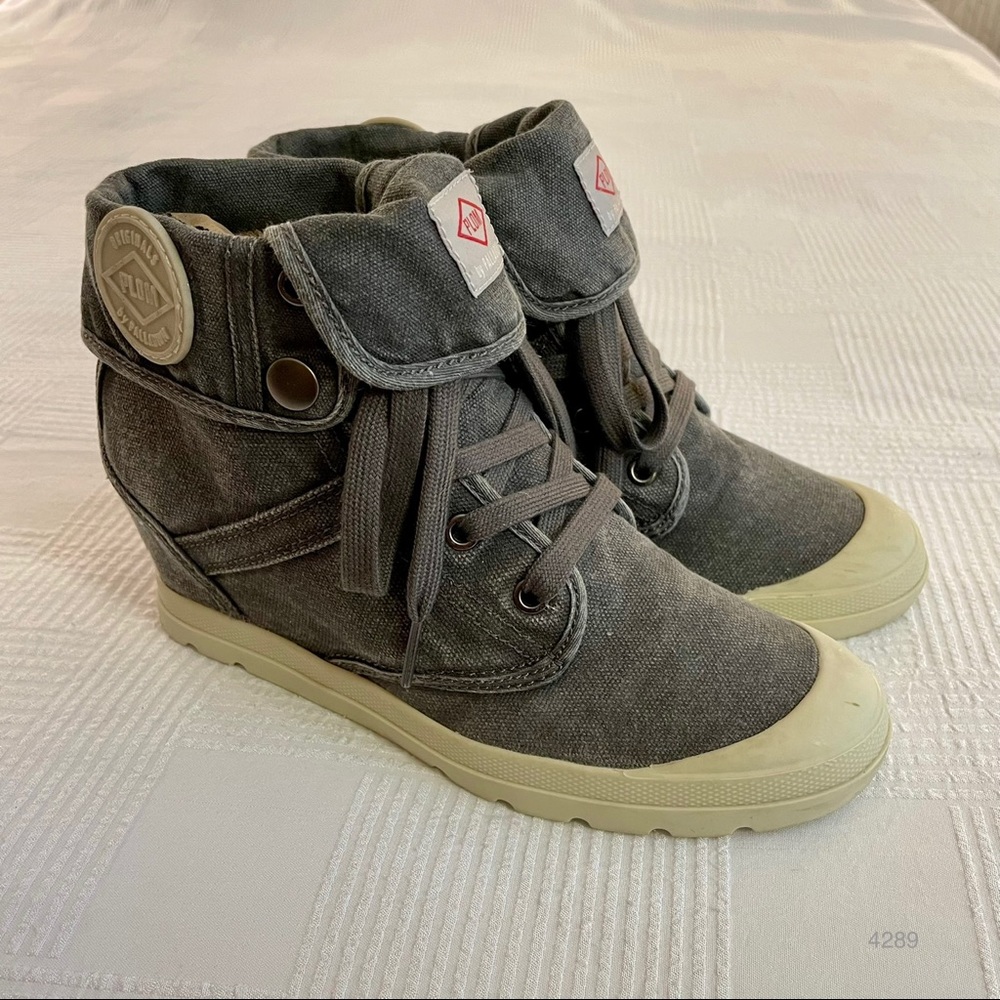 Palladium Grey/White Canvas Wedge Heel Fold-over High Top Sneakers Sz 6